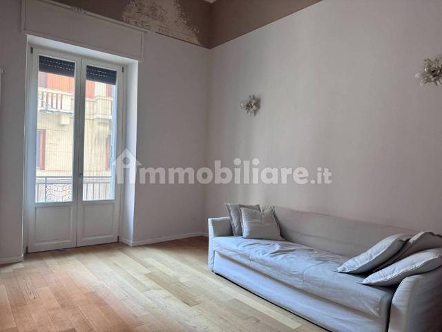 Quadrilocale via francesco saverio abbrescia, 64, Umbertina Madonnella, Bari