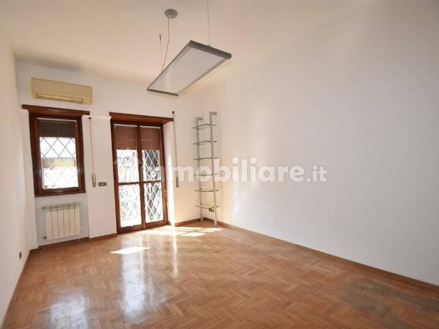 Quadrilocale via Francesco Saverio Benucci 10, Villa Bonelli, Roma