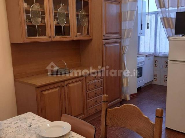Quadrilocale via Fratelli Cairoli 6, Centro, Grottammare