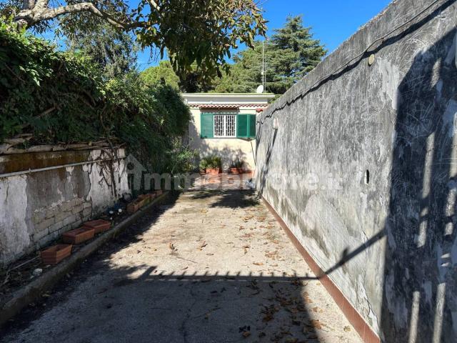 Quadrilocale via Gaetano Quagliariello 26, Zona Ospedaliera, Napoli