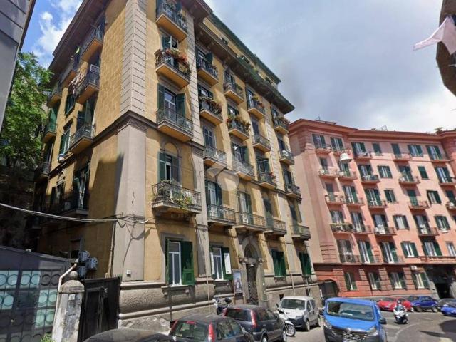 Quadrilocale via giacinto gigante 148, Arenella, Napoli