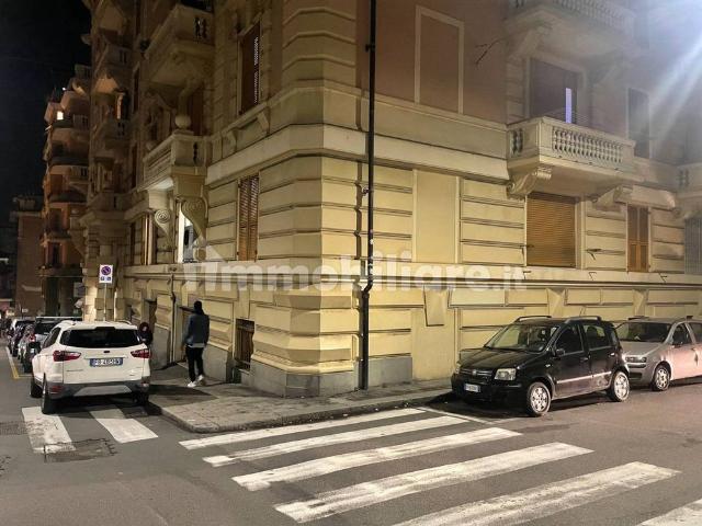 Quadrilocale via Giovanni Ambrogio Molfino 2, Sestri Ponente, Genova