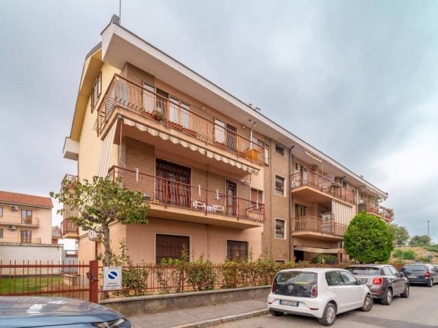 Quadrilocale via Giovanni Camerana 4, Centro, Grugliasco