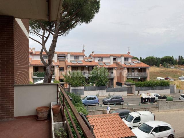 Quadrilocale via Giulio Frascheri, Labaro, Roma