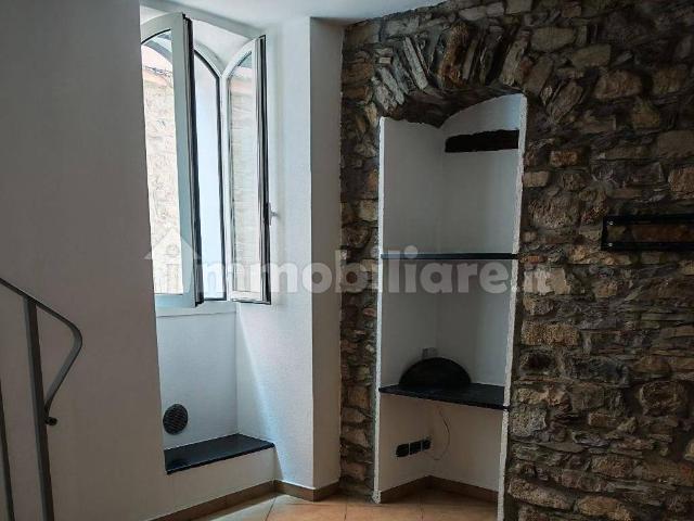 Quadrilocale via Giuseppe Garibaldi 114, Sarola, Chiusavecchia