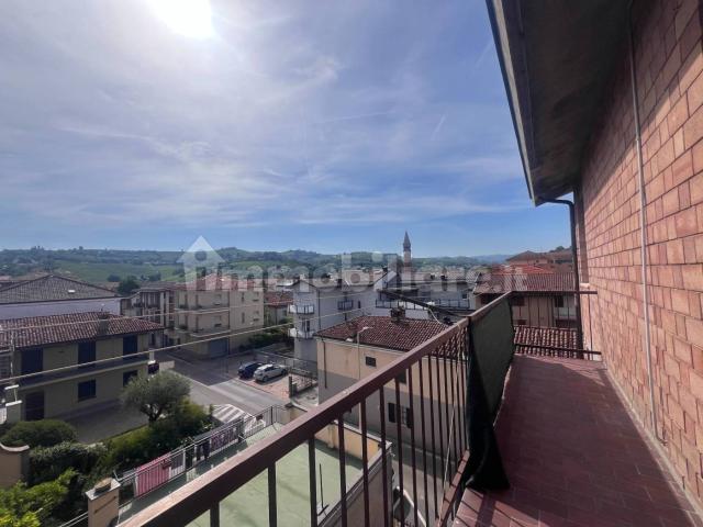 Quadrilocale via Luigi Cadorna 12, Corso Langhe, Moretta, Corso Cortemilia, Alba
