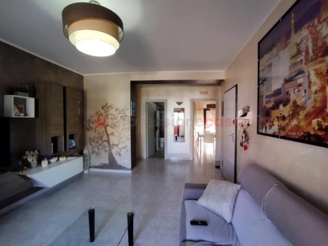 Quadrilocale via Palmiro Togliatti 14, Grottaglie