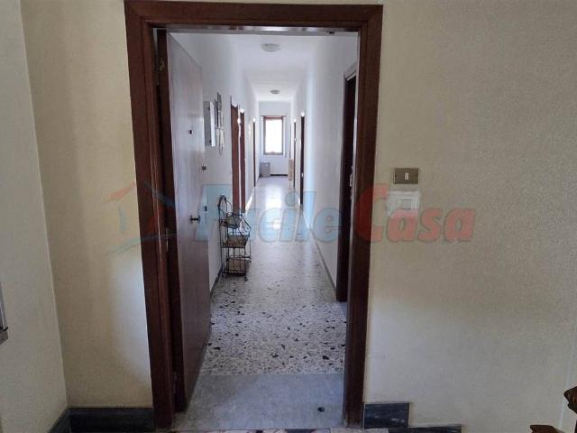 Quadrilocale via palazzo 147, Centro, Formia