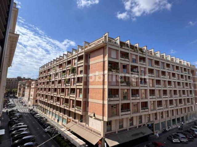 Quadrilocale via Plinio, Prati, Roma