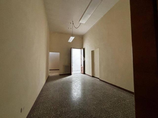 Quadrilocale via Regina Elena, Francavilla Fontana
