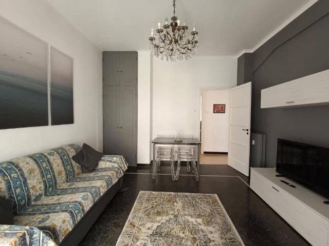 Quadrilocale via Redipuglia 68b, Quarto, Genova