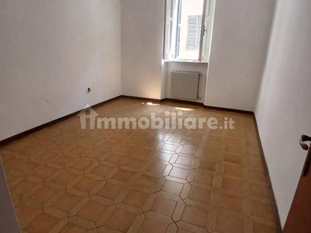 Quadrilocale via Roma, Centro, San Gemini