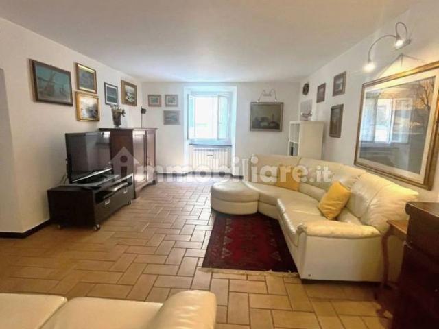Quadrilocale via Romana di Quarto, Quarto, Genova