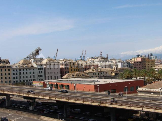 Quadrilocale via San Giorgio 2, Molo, Genova