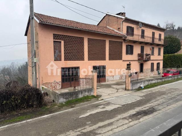Quadrilocale via San Pietro, Centro, Mongardino