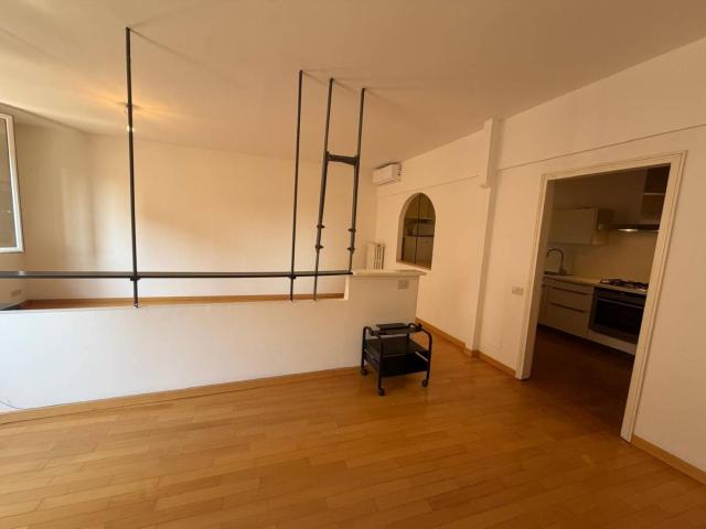 Quadrilocale via Saragozza 33, Saragozza dentro le Mura, Bologna