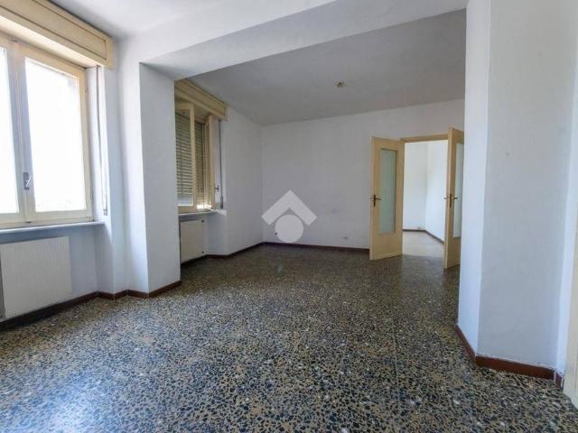 Quadrilocale via Torino 15, Centro, Casale Monferrato