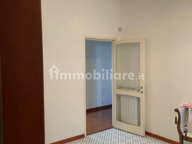 Quadrilocale via Torquato Tasso 69, Piazza Amedeo Parco Margherita, Napoli