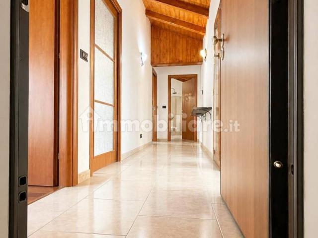 Quadrilocale via Umberto Bertolotti 6, Cornigliano, Genova
