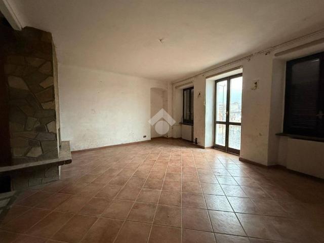 Quadrilocale via umberto i 47, Lanzo Torinese