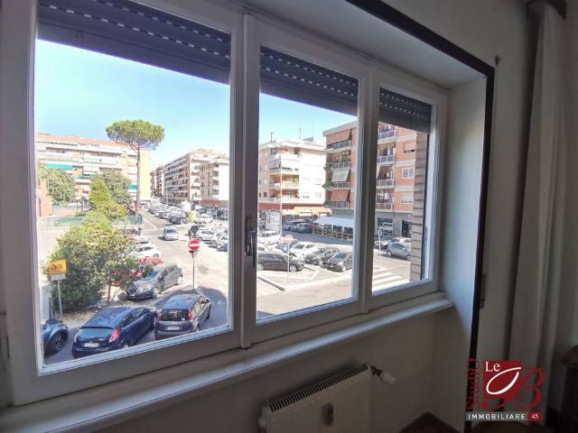 Quadrilocale via Val Maggia 7, Conca d'Oro Valli, Roma