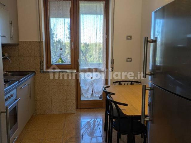 Quadrilocale via Valsesia 44, Bisceglie, Milano