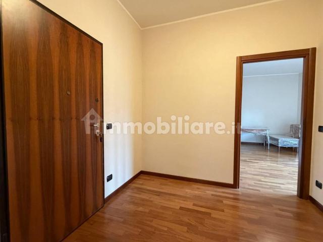 Quadrilocale via Vincenzo Gioberti 8, Centro, Alba