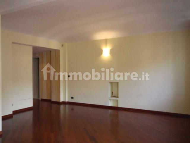 Quadrilocale via Vittorio Amedeo II 15, Cittadella, Torino
