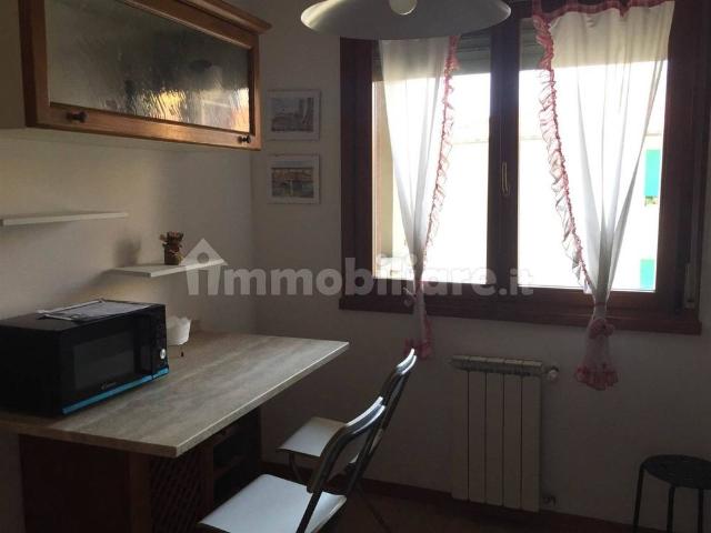 Quadrilocale viale Corsica 44, Ponte di Mezzo Circondaria, Firenze