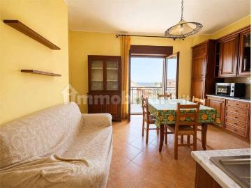 Quadrilocale viale crotone IV traversa, 7, Catanzaro Lido, Catanzaro