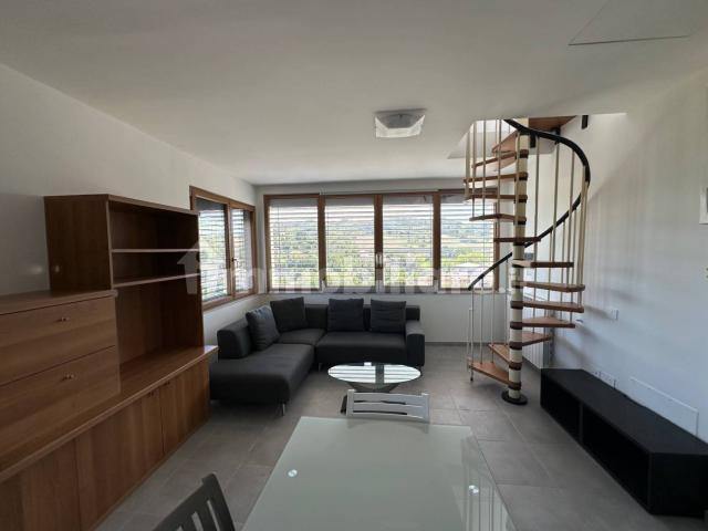 Quadrilocale viale Gioacchino Murat 16, Centro, Tolentino