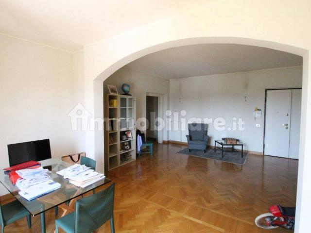 Quadrilocale viale della Stazione 6, Centro, Terni