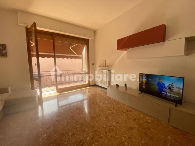 Quadrilocale viale Enrico Millo 20, Stadio, Chiavari