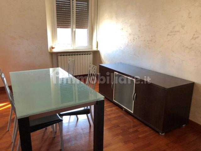 Quadrilocale viale Enrico Stelluti Scala, Centro, Fabriano