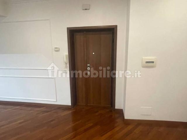 Quadrilocale viale Fratelli Rosselli 28, Centro Storico, Genzano di Roma