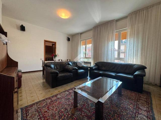 Quadrilocale viale Luciano Manara, Rosta Nuova, Reggio Emilia