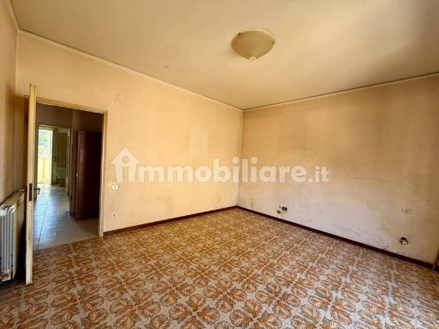 Quadrilocale Vico Sant'Eframo Vecchio 35A, San Carlo All'Arena, Napoli