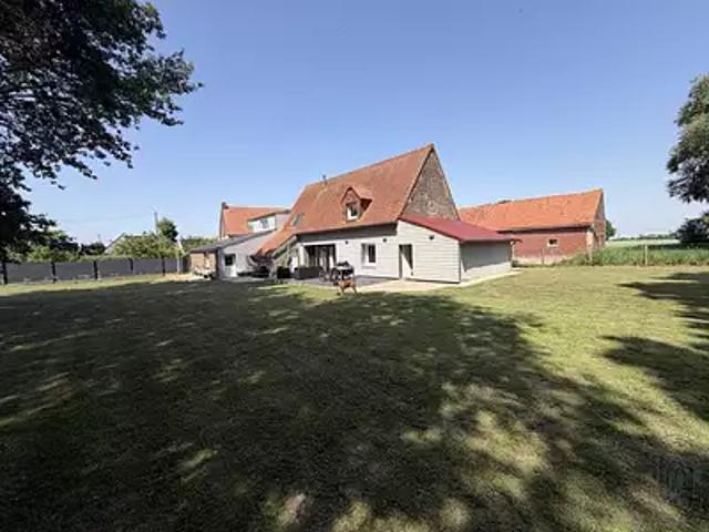 Quaëdypre 59380 Achat / Vente maison 7 pièces t7 terrasse parking