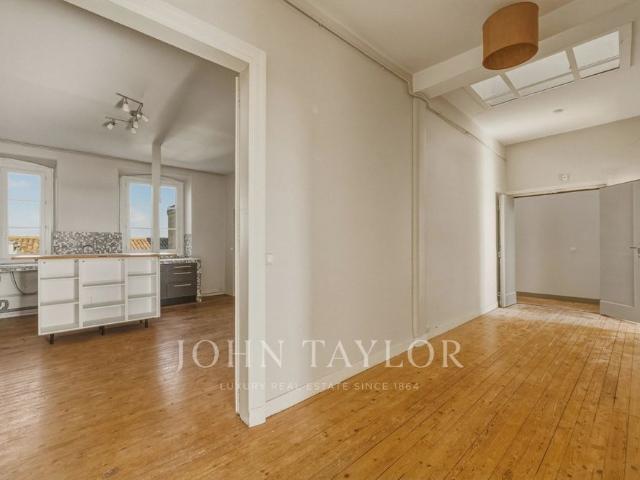 Quai des Chartrons Appartement vide 2 chambre John Taylor Bordeaux