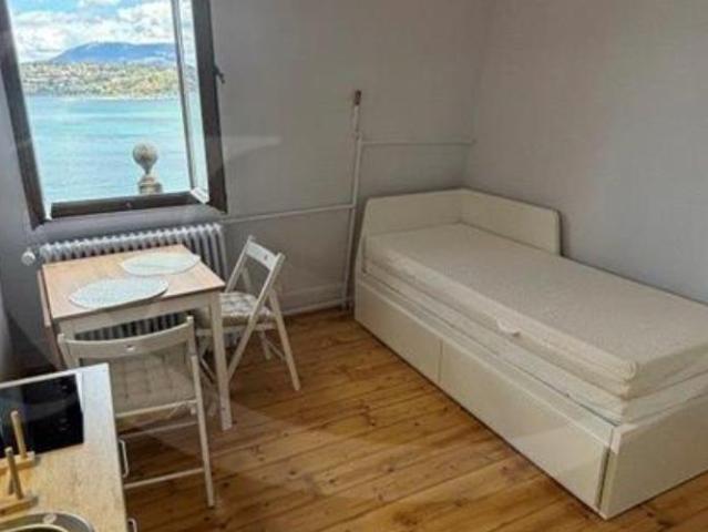 Quai Wilson 43, Chambre intégralement meublée