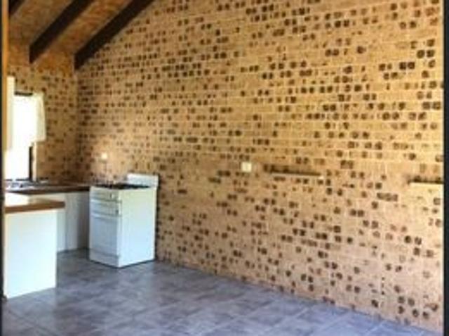 Quaint 1 Bed, 1 Bath Studio Apartment in Fishermans Reach