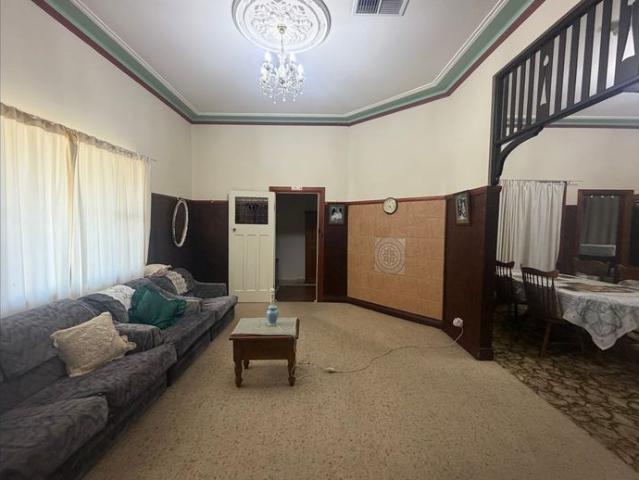 Quaint country cottage literally only 5 mins to the CBD