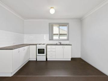 Quaint One Bedroom Unit