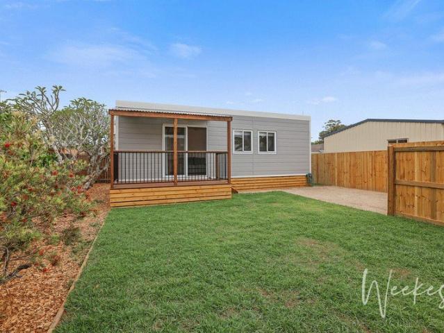 QUAINT LIVING IN MOORE LANE!