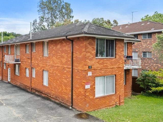 Quaint Two Bedroom Apartment In the Heart of Penshurst