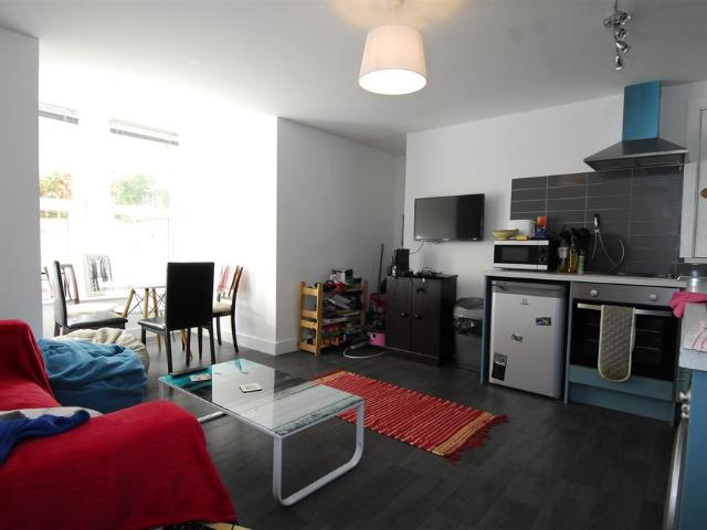 Quaker Lane, Flat 2, Plymouth