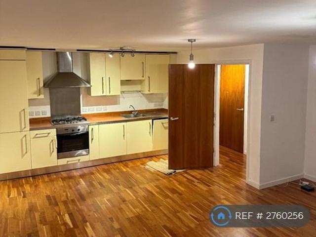 Quaker Street, London, E1 2 bed flat to rent £2,700 pcm £623 pw