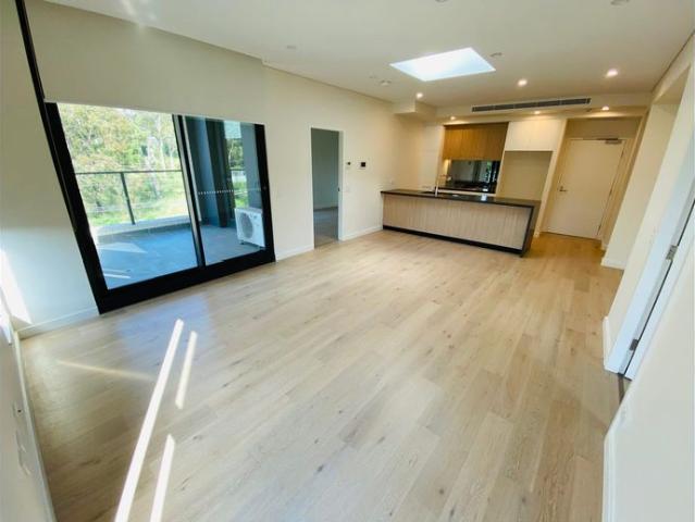 Quality Modern Two Bedrooms Apartment Plus Study for RENT, Available NOW!
