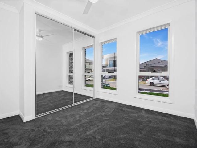Quality One Bedroom Granny Flat in Catherine Park Estate