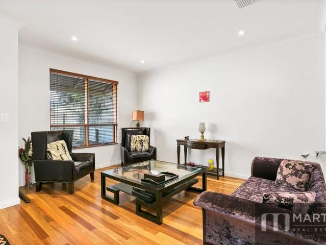 QUALITY AND CLASS FULLY FURNISHED RESIDENCE